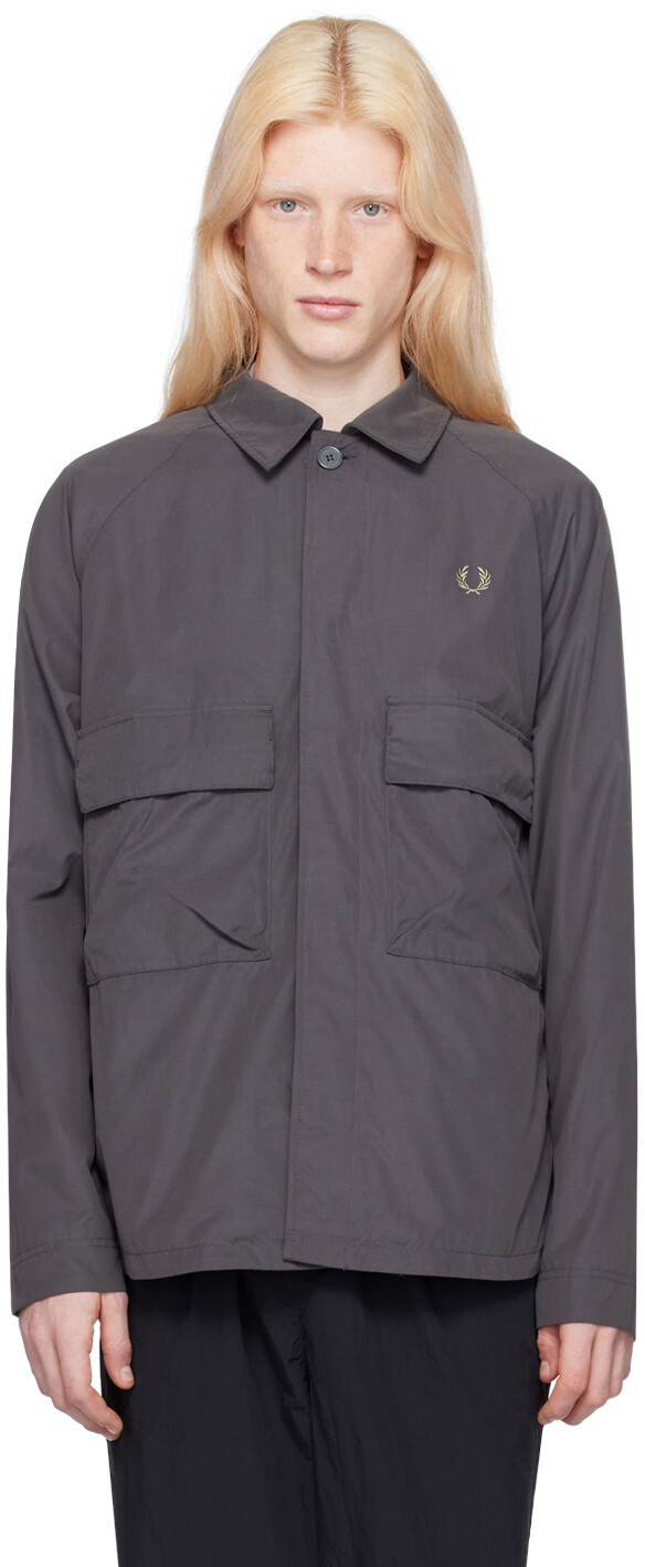 

Серая куртка в стиле милитари Fred Perry