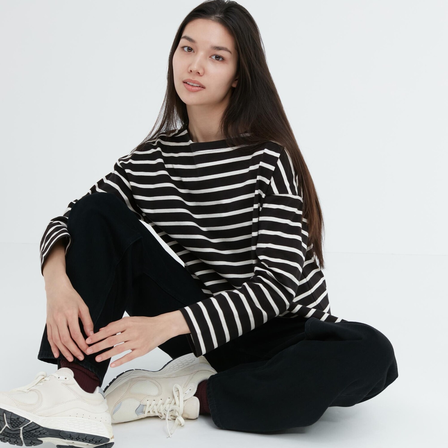 

Футболка с каймой (длинный рукав) Uniqlo, черный