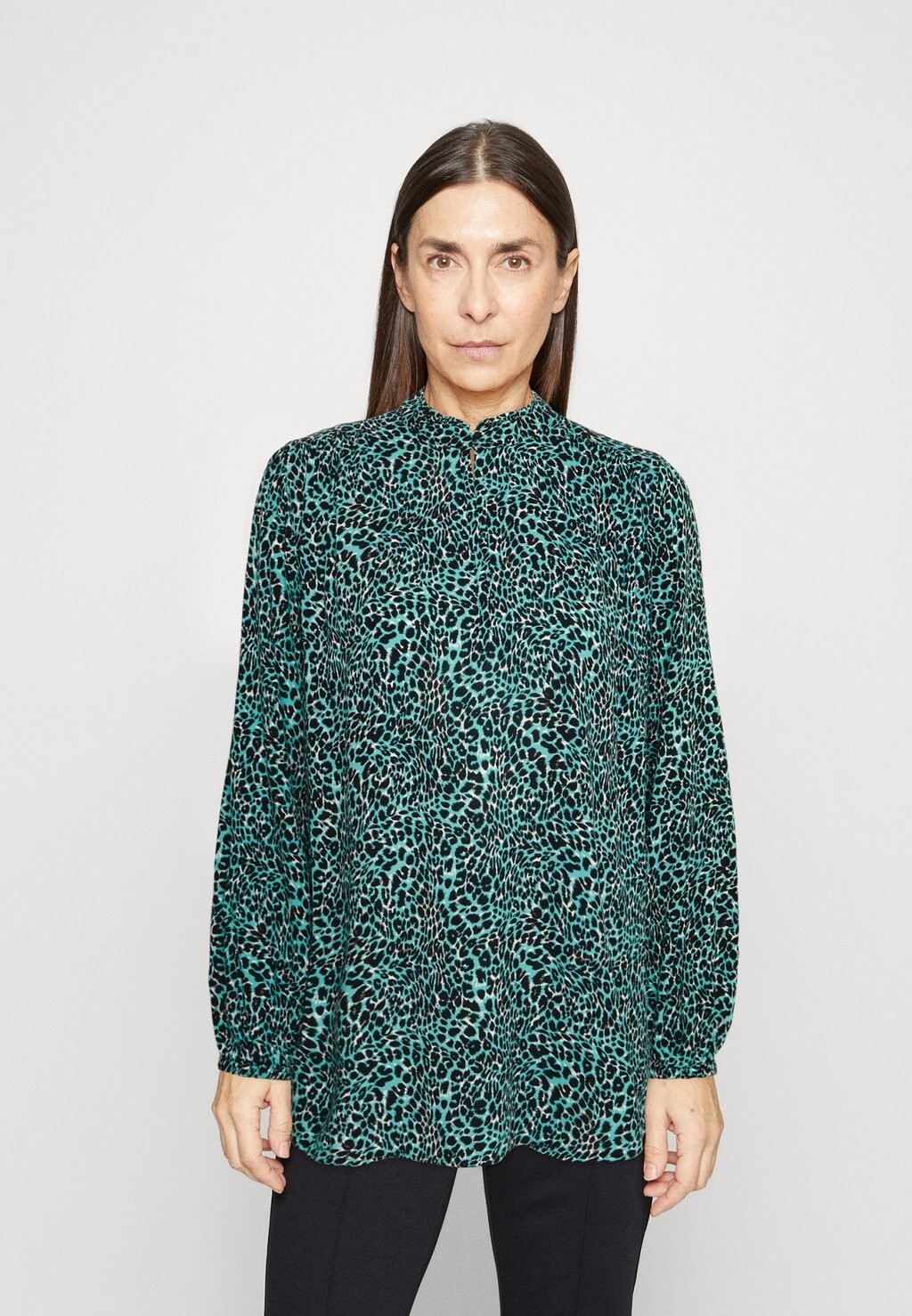 

Блузка Marks & Spencer с принтом, зеленый/мультиколор