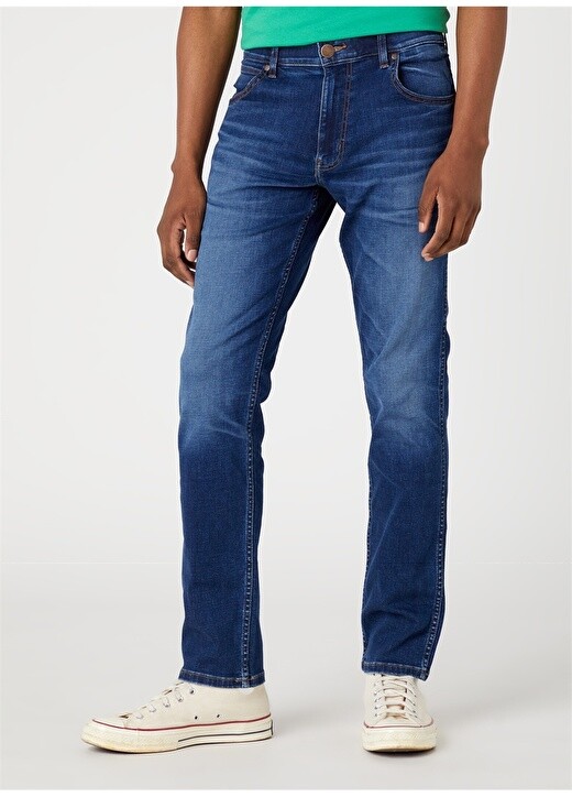 

Прямые мужские джинсовые брюки с низкой талией Wrangler
