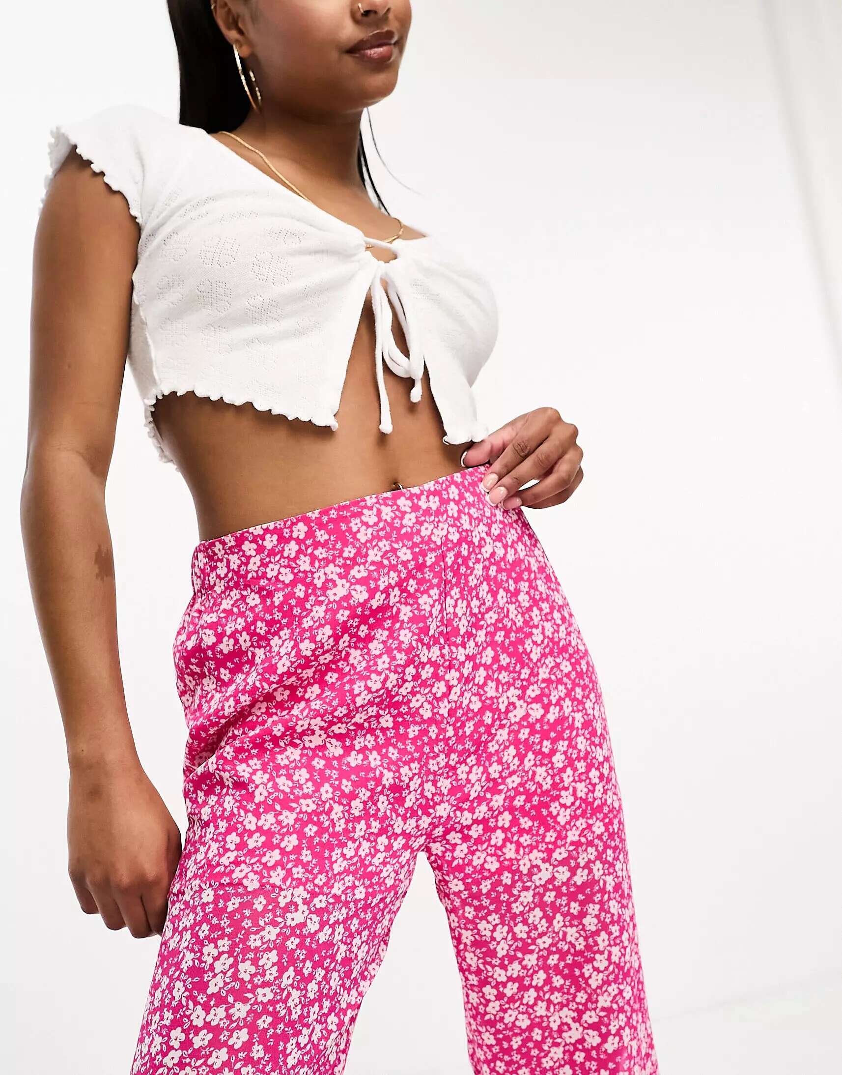 Широкие брюки Influence с розовым цветочным принтом