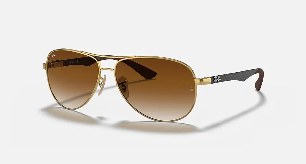 

Солнцезащитные очки Ray-Ban CARBON FIBRE, светло-коричневый градиент