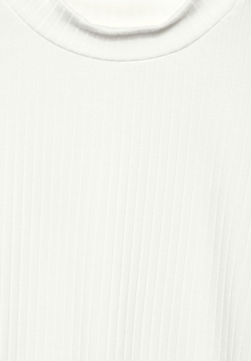 

Топ MIT TURTLENECK Street One, кремовый