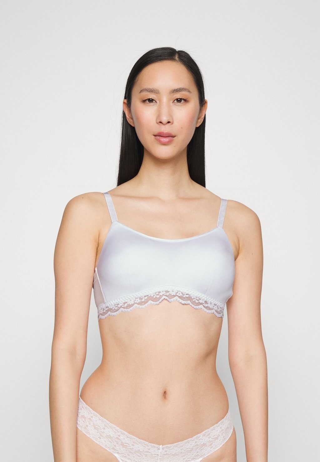 

Бюстье Marks & Spencer, белый