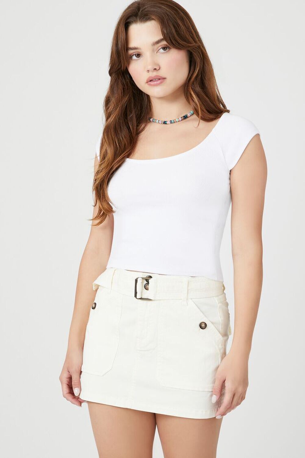 

Мини-юбка карго из твила с поясом Forever 21, ванилла