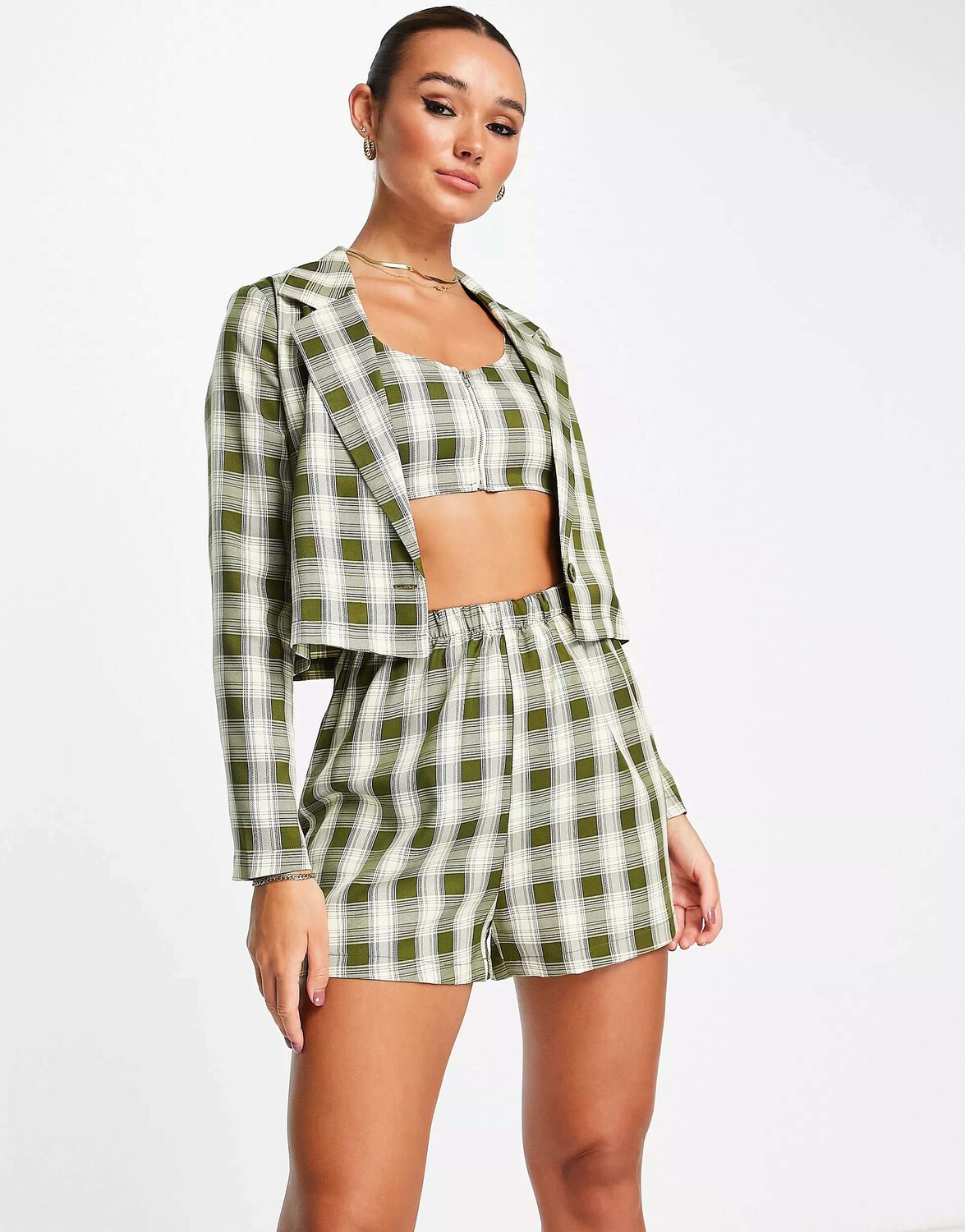 

Укороченный блейзер Urban Threads из 3 предметов в клетку