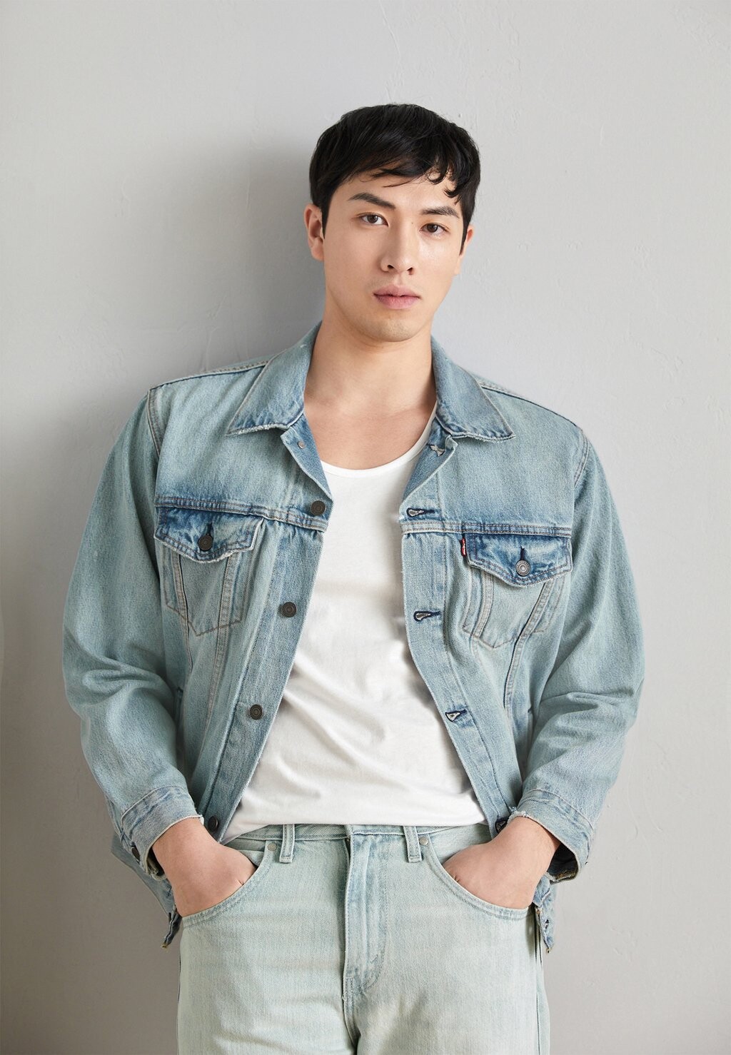 

Джинсовая куртка Levi's New Relaxed Fit Trucker, голубой, Серый