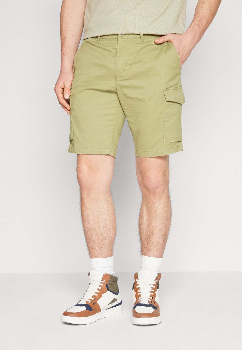 

Шорты Tommy Hilfiger, оливковый