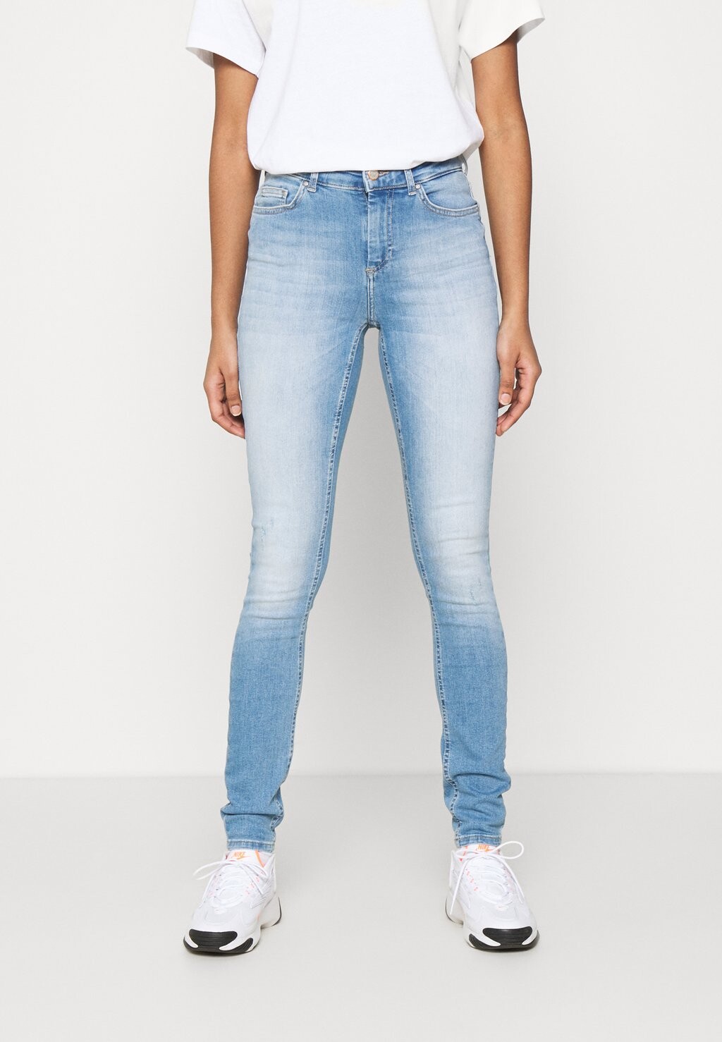 

Джинсы Skinny Fit ONLY Onlblush Life, голубой деним
