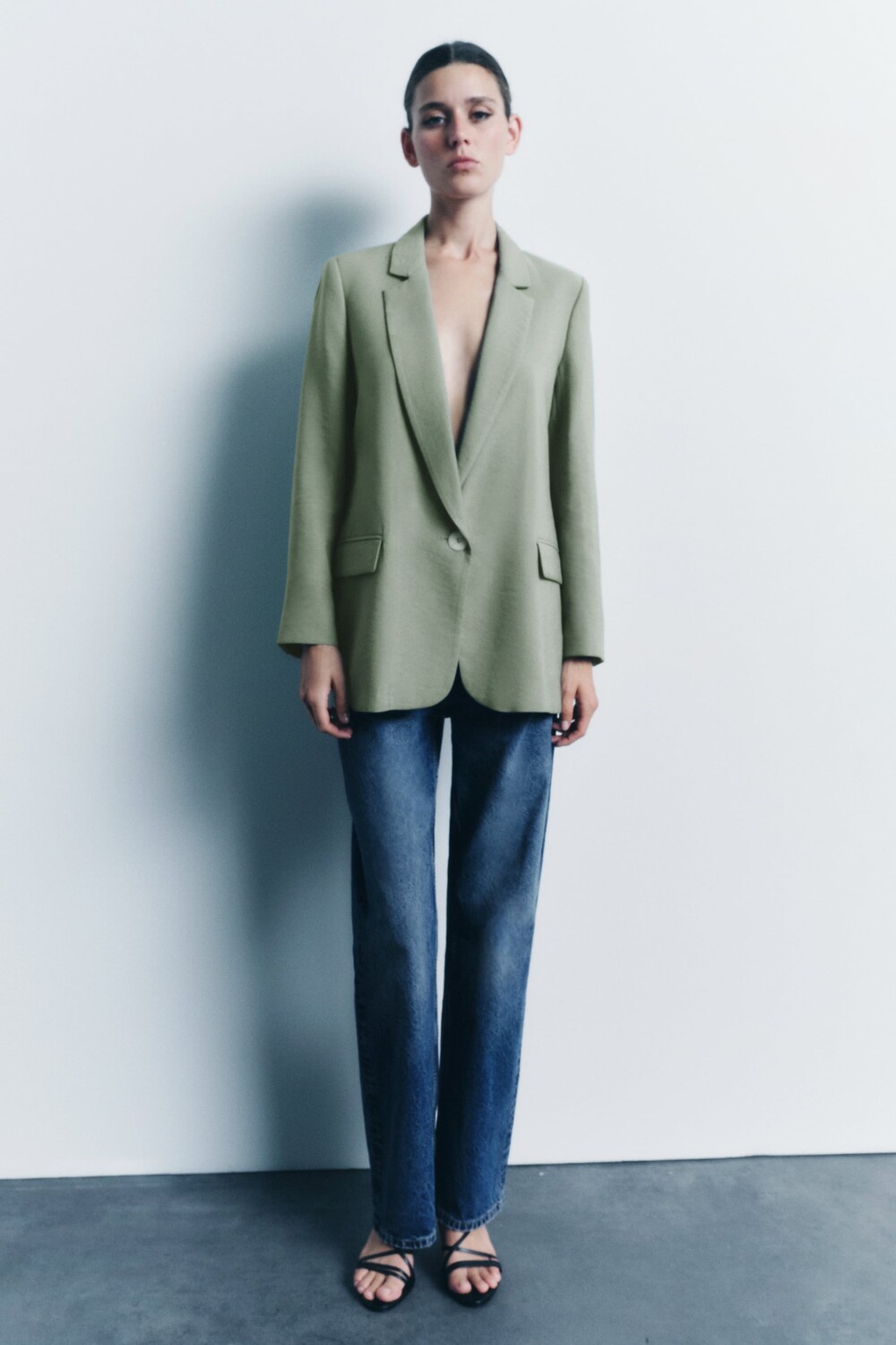 

Снижающийся блейзер Zara, хаки