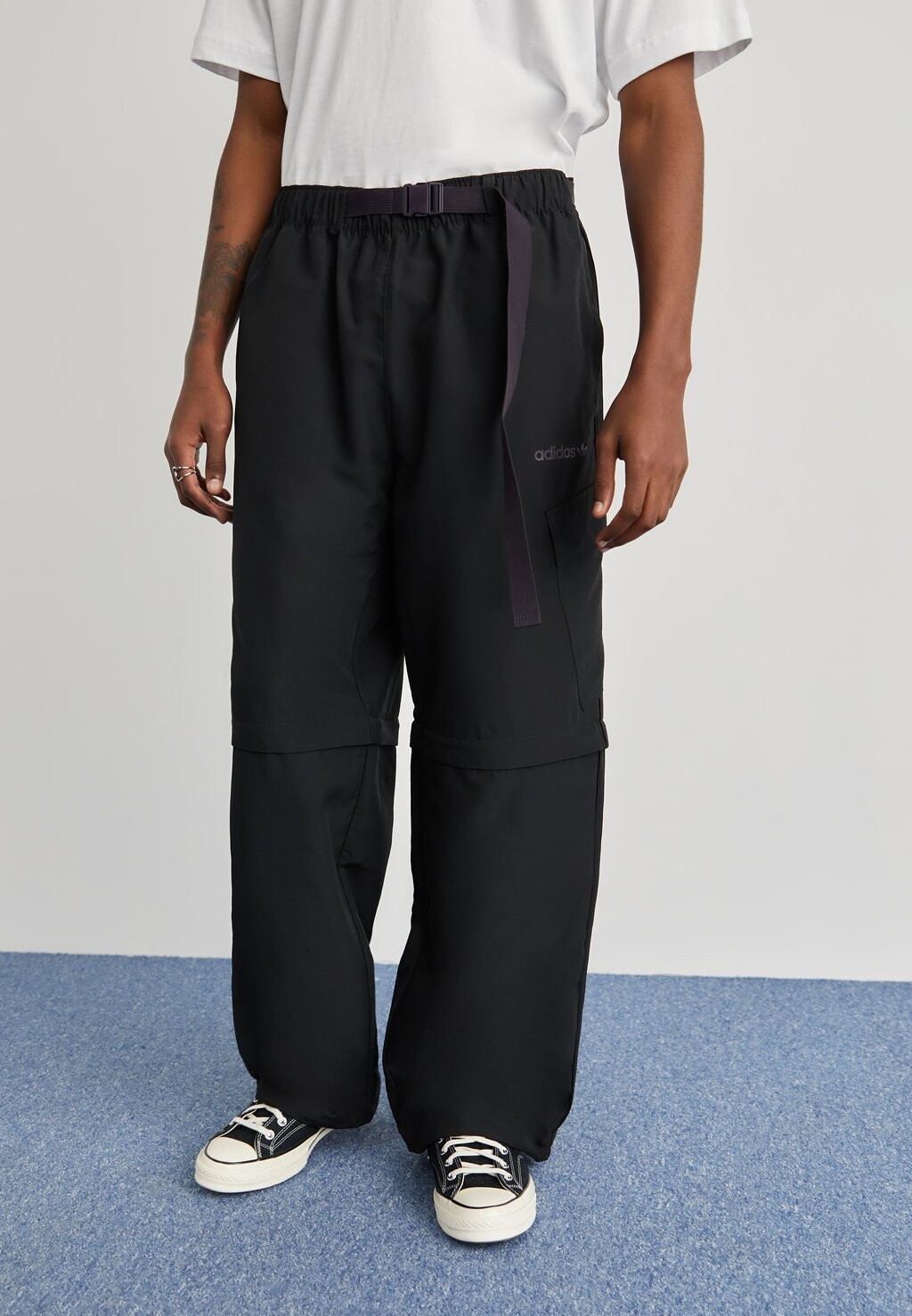 

Брюки PANT adidas Originals, цвет black