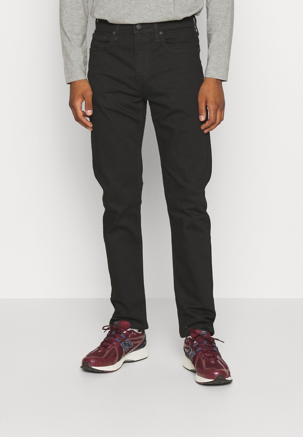 

Зауженные джинсы Levi's 502 Taper Hi Ball, черный