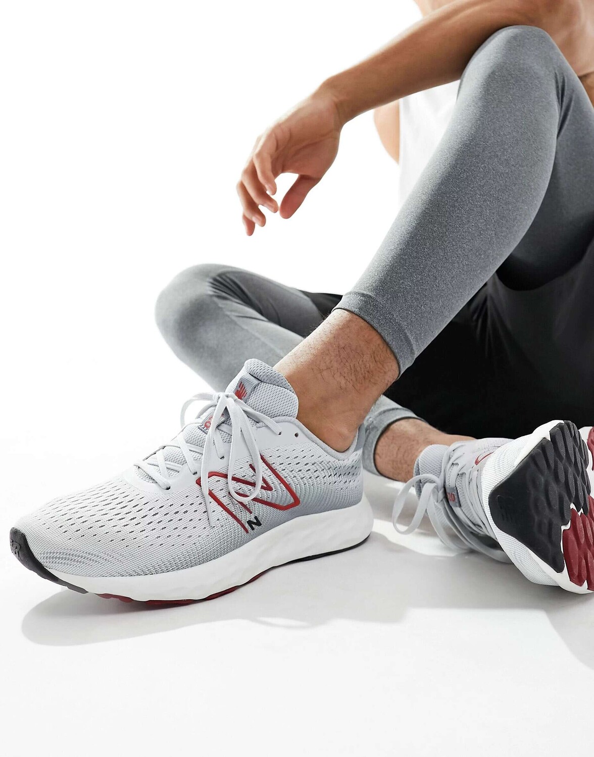 

Серые кроссовки New Balance Running 520, Серый