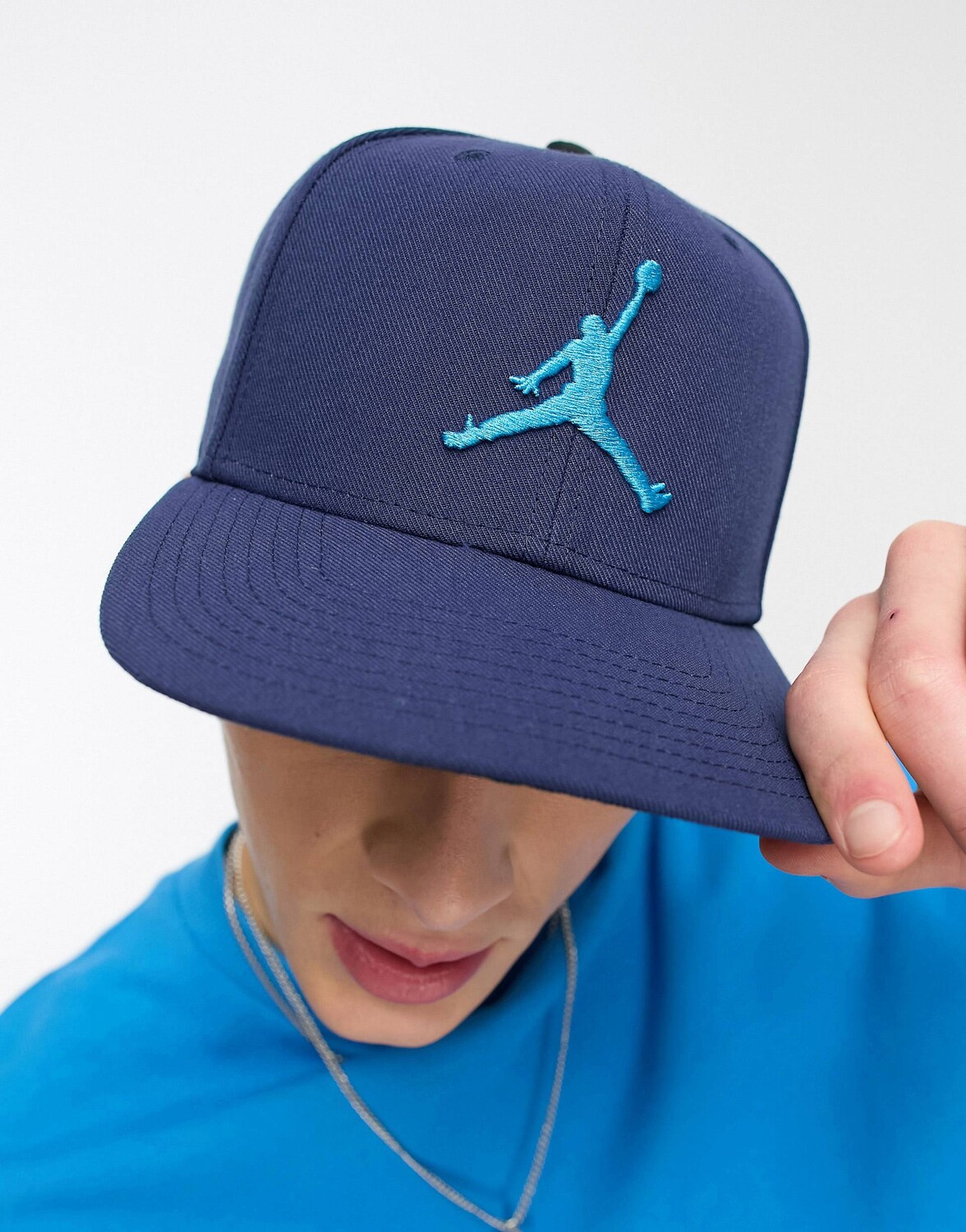 

Темно-синяя кепка с капюшоном Jordan Pro Jumpman