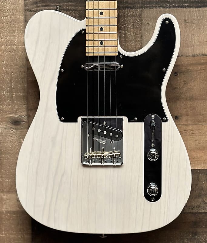 

Электрогитара Suhr Classic T Trans White Electric Guitar - Ash body