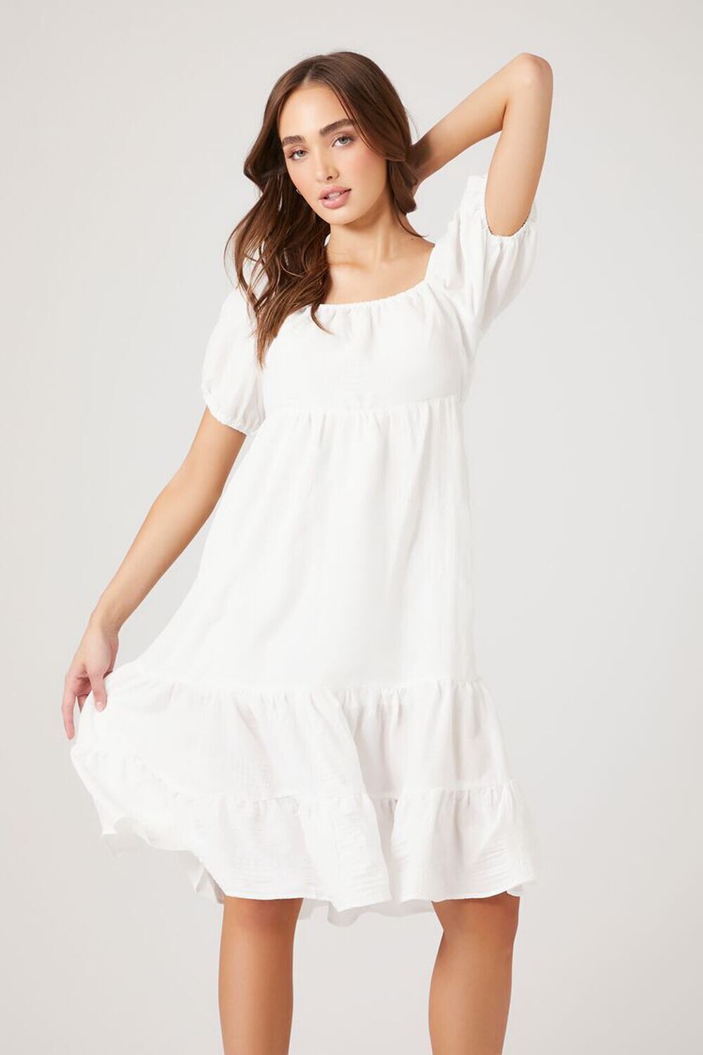 

Многоярусное платье Babydoll с объемными рукавами Forever 21, белый