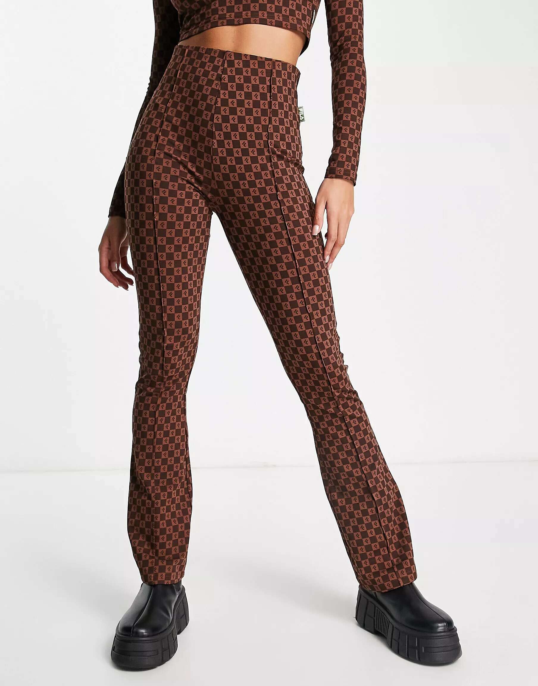 Коричневые брюки-клеш в стиле ретро Fila цена и фото