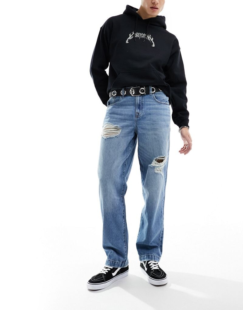 

Синие мешковатые джинсы с рваными краями ASOS DESIGN