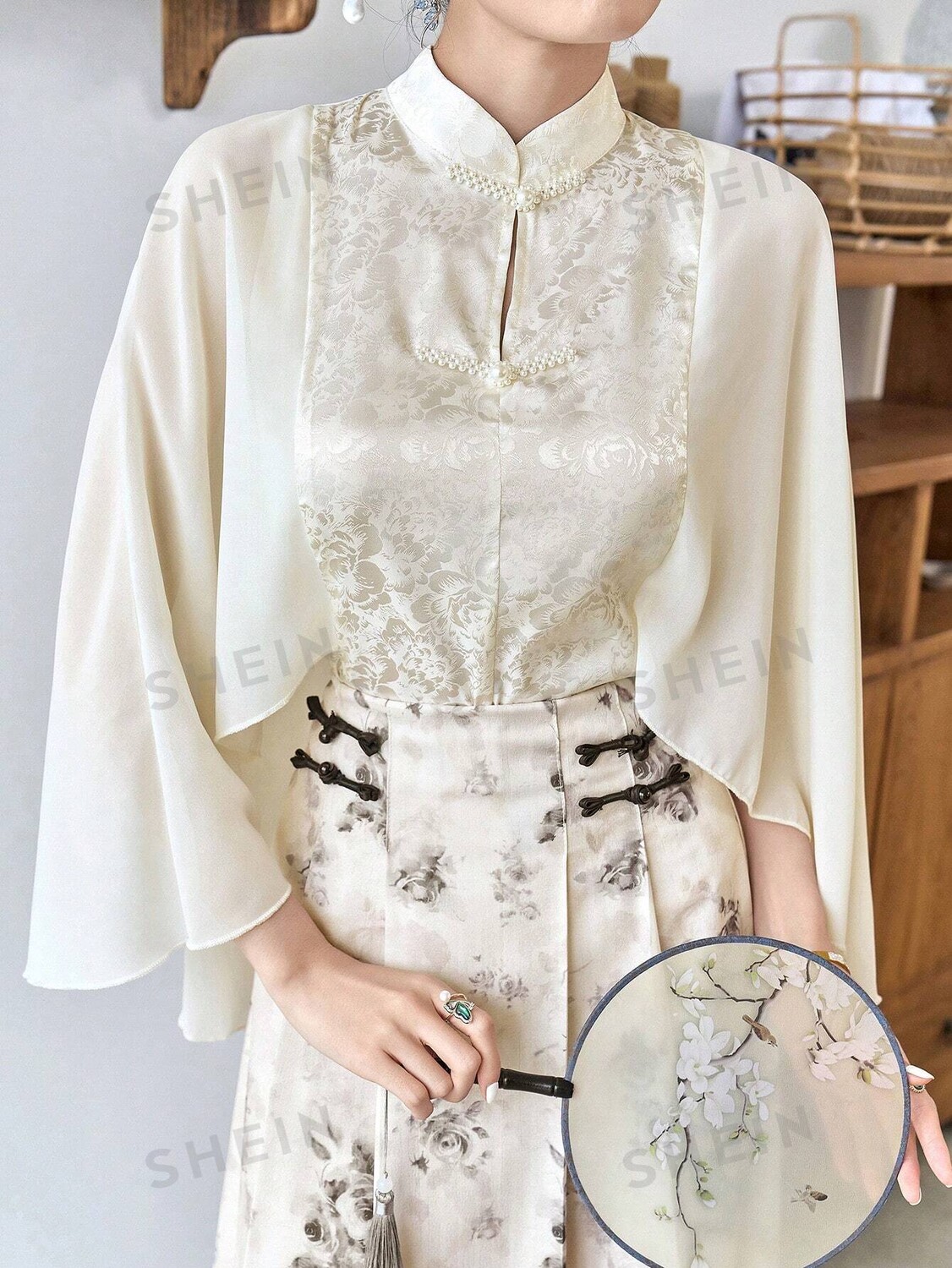 

Рубашка Modely Hanfu, лунный воротник, рукава «летучая мышь», жаккардовая ткань, цветочный узор, недавно отремонтированная рубашка Hanfu Shein, абрикосовый