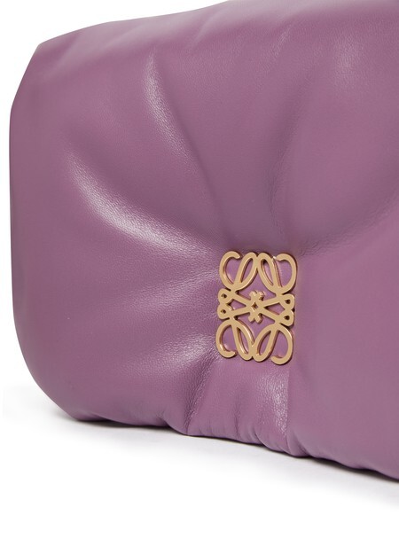 

Мини-сумка Goya Puffer Loewe