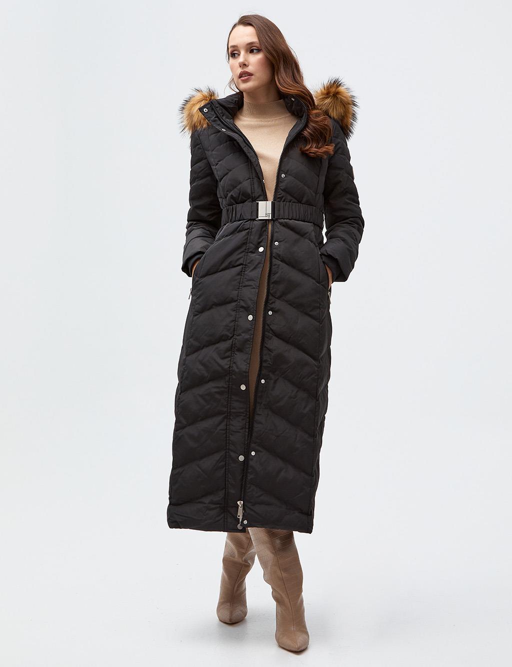 Пальто с гусиным пером и зигзагообразным стеганым мехом, черное Kayra