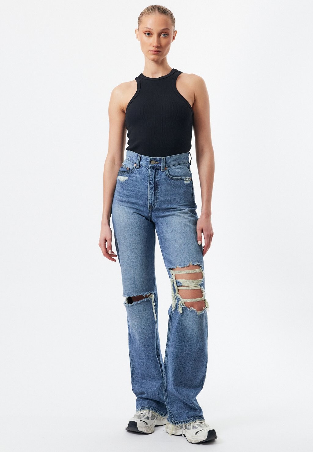 

Джинсы свободного кроя Dr.Denim