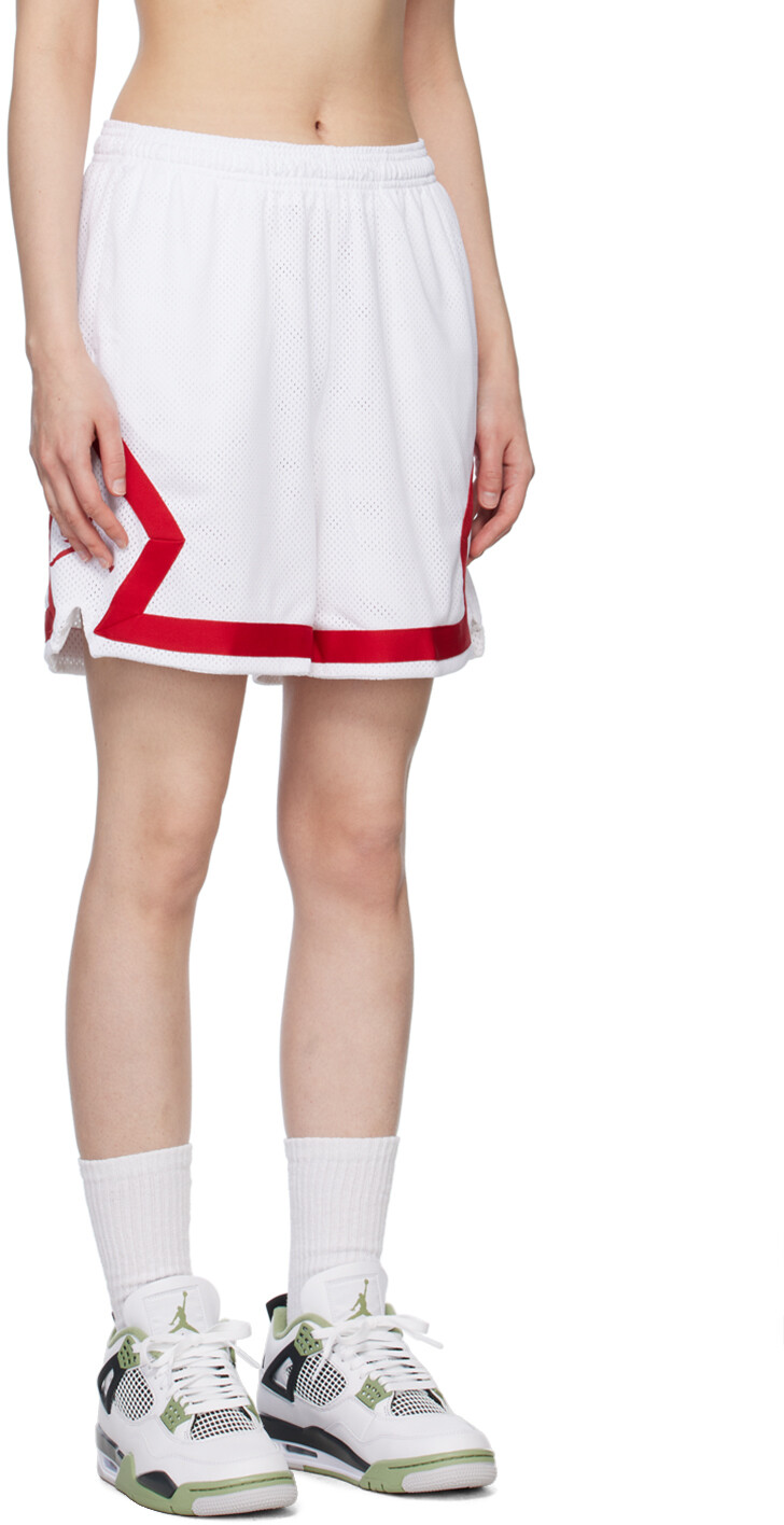 

Белые шорты Nike Jordan (Her)itage