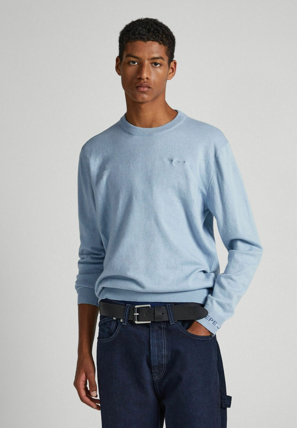 

Свитер Pepe Jeans