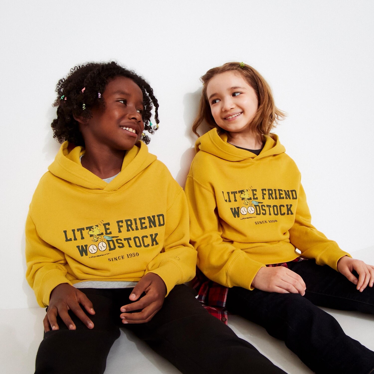 

Толстовка с рисунком Kids Peanuts UT Uniqlo, желтый