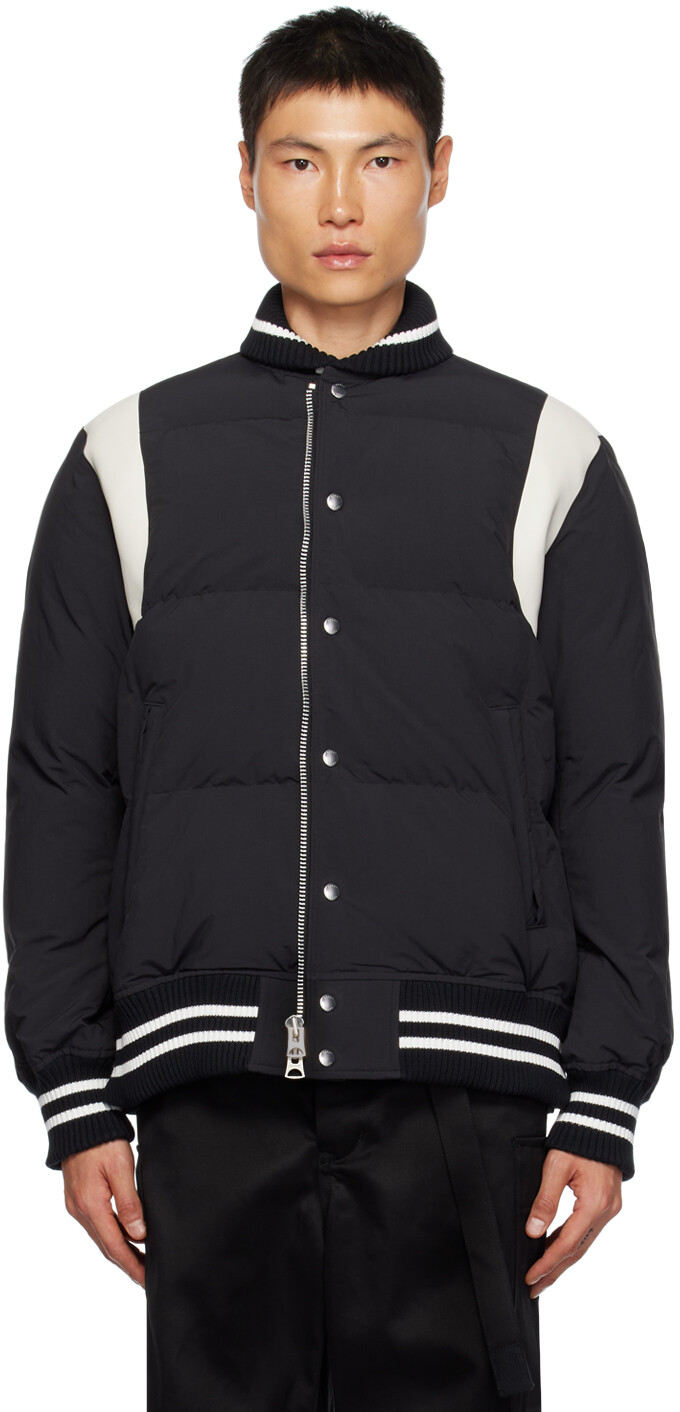 

Черный дутый бомбер sacai