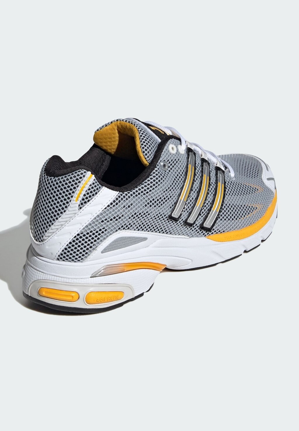 

Кроссовки adidas Originals, мелово-белый цвет, черный экипаж, желтый цвет