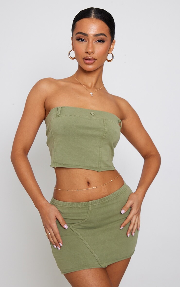 

PrettyLittleThing Топ-бандо Petite цвета хаки с кислотной стиркой