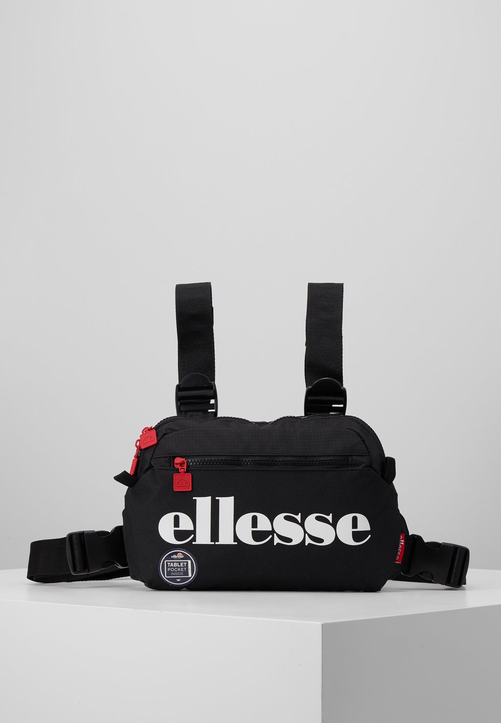 

Поясная сумка Ellesse, черный