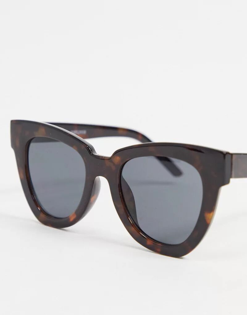Солнцезащитные очки «кошачий глаз» в толстой расклешенной оправе темного черепахового цвета ASOS цена и фото