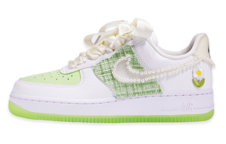 

Женские кроссовки для скейтбординга Nike Air Force 1 Low