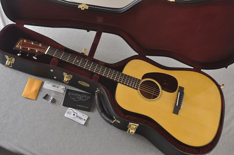 

Акустическая гитара Martin Custom Shop D Style 18 GE Adirondack Waverly #2714351