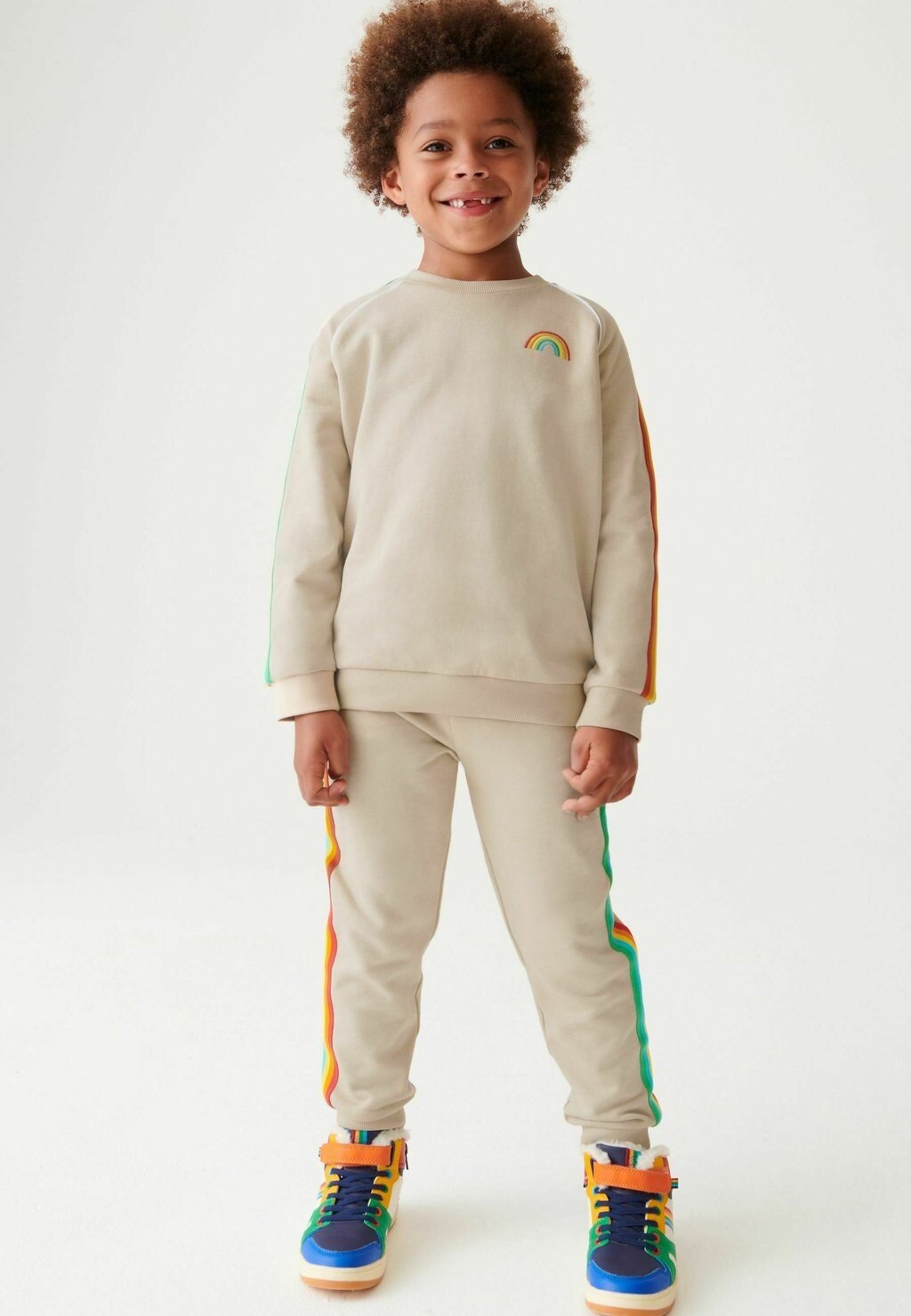 

Толстовка By Jools Oliver Rainbow Crew Neck. Little Bird, цвет stone