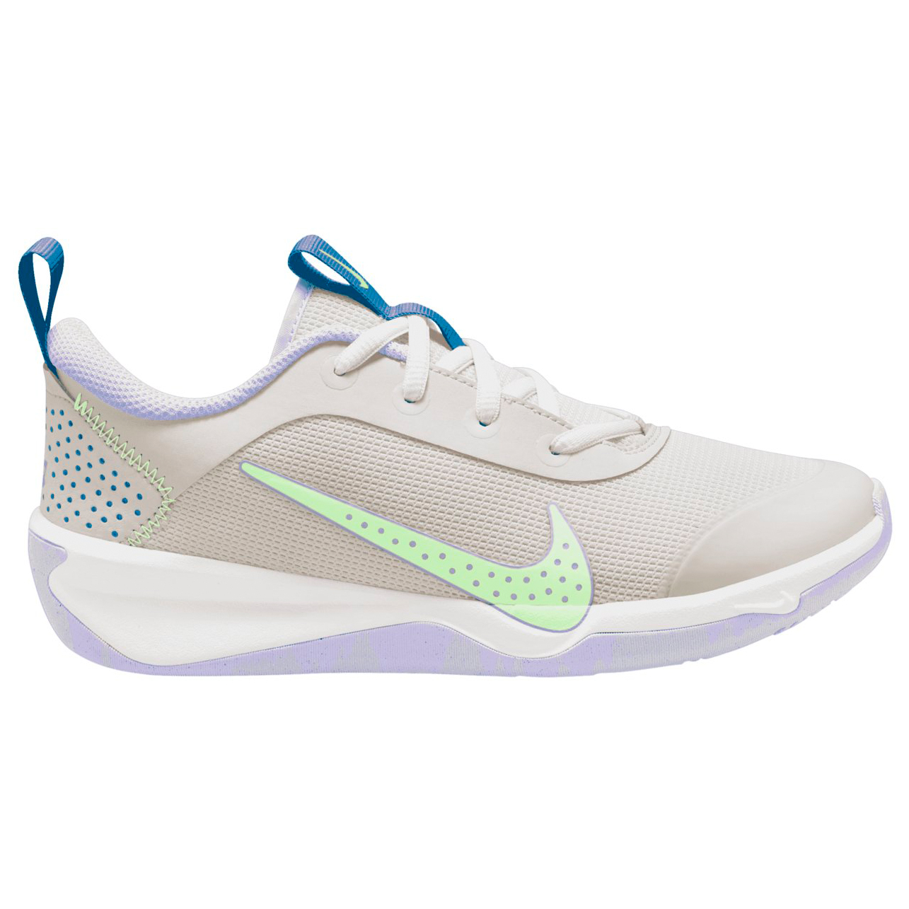 

Мультиспортивная обувь Nike Kid's Omni Multi Court, цвет Orewood Brown/Barely Volt