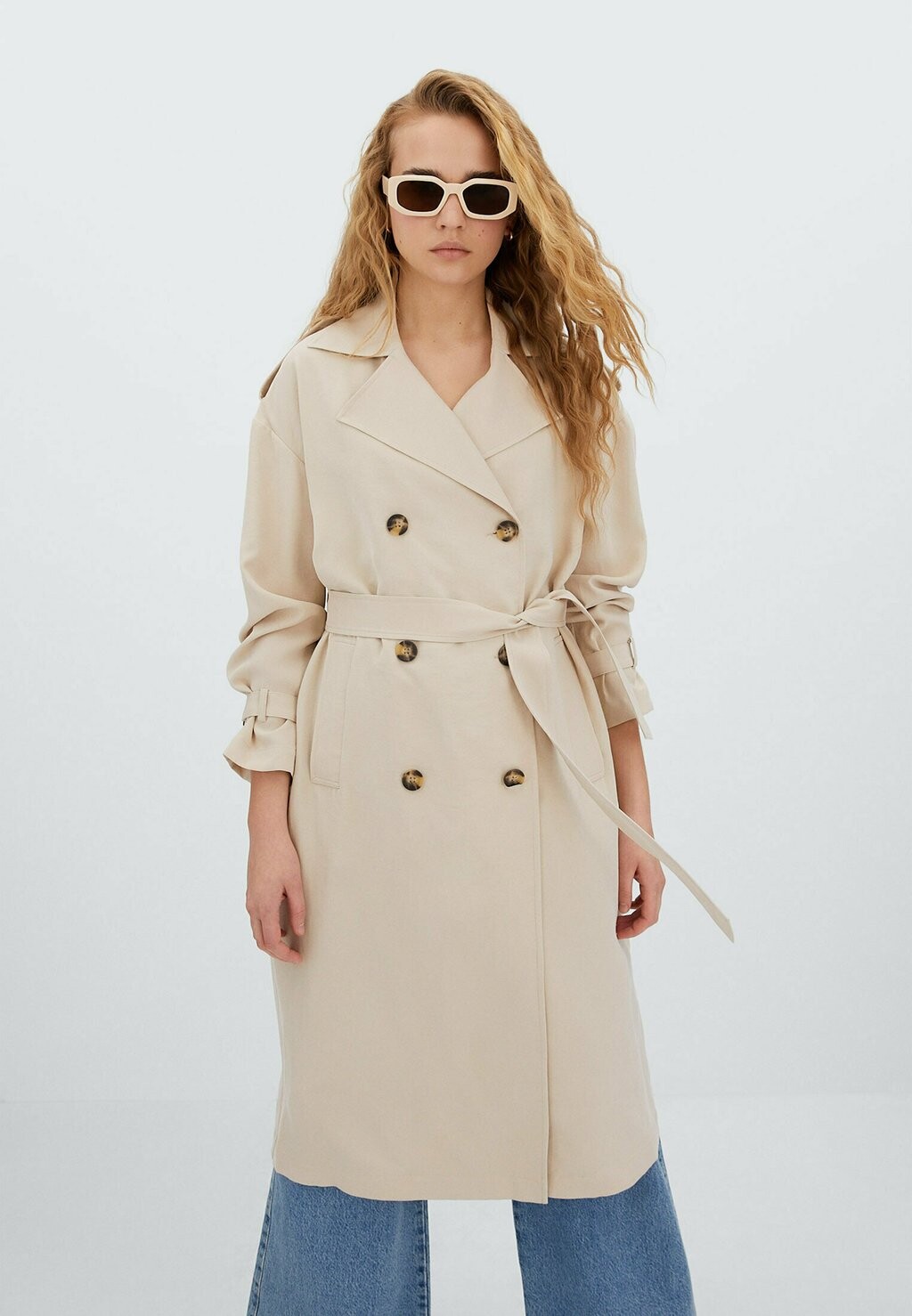 

Тренч Stradivarius
