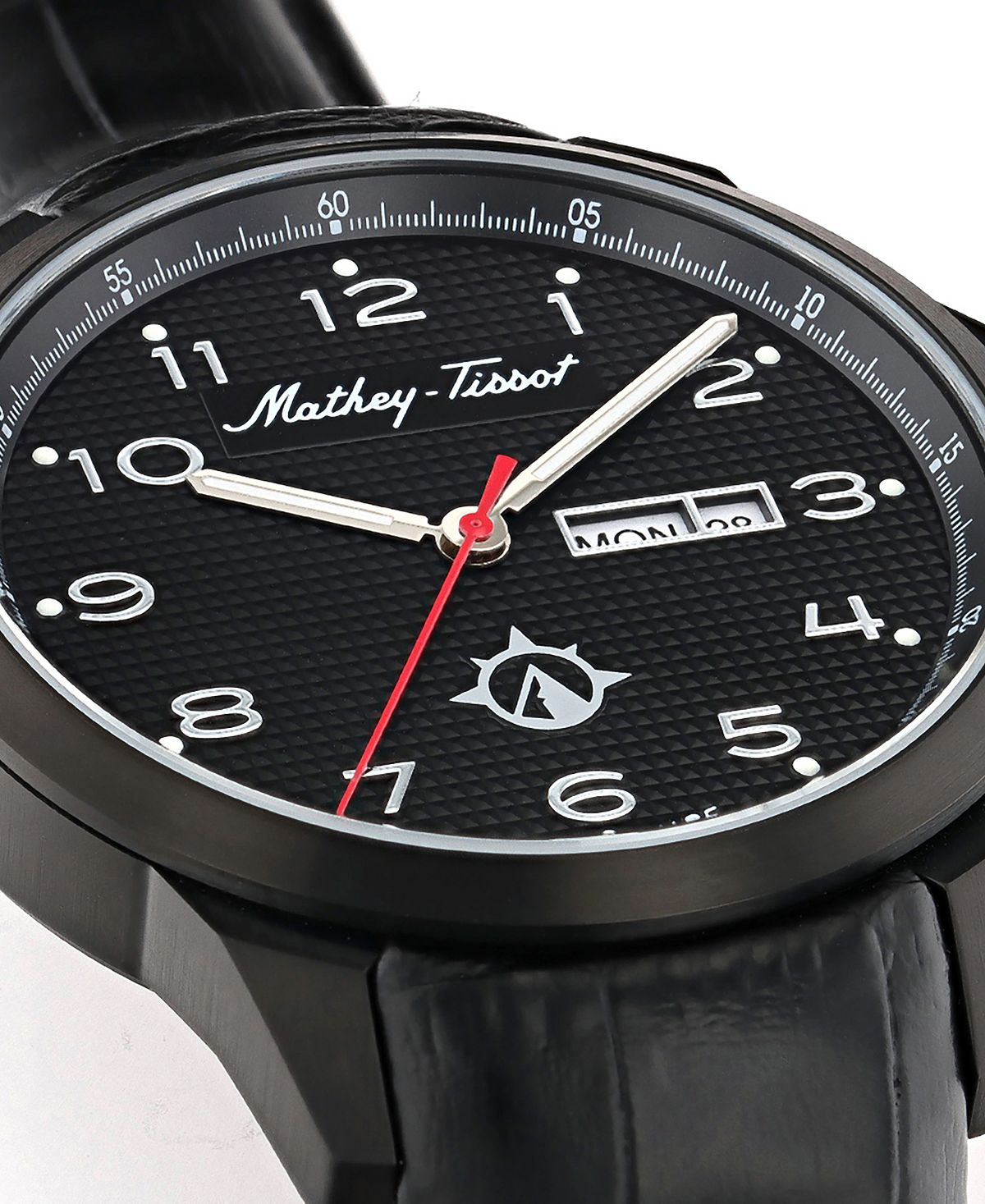 Tissot черные