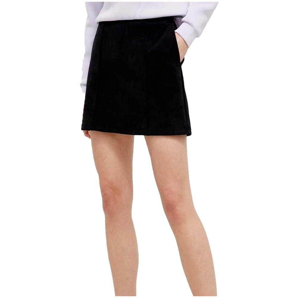 

Юбка Guess Euphemia Short, черный