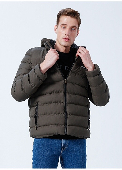 

Мужская короткая куртка-пуховик Lee Cooper