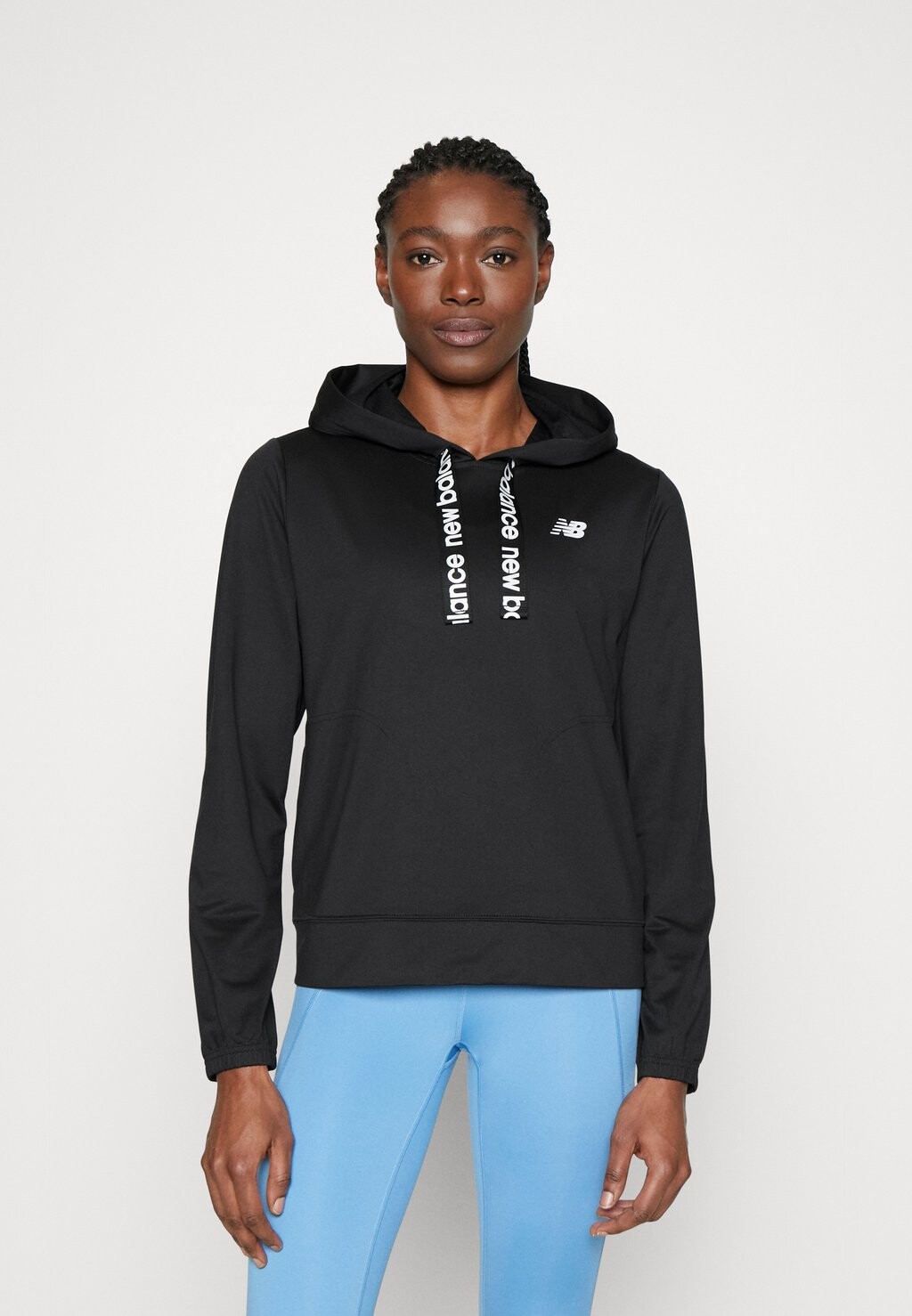 

Толстовка с капюшоном New Balance, черный