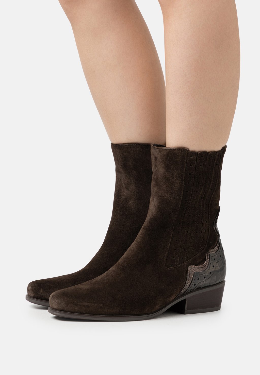 Ковбойские и байкерские ботинки Gabor Comfort, коричневый
