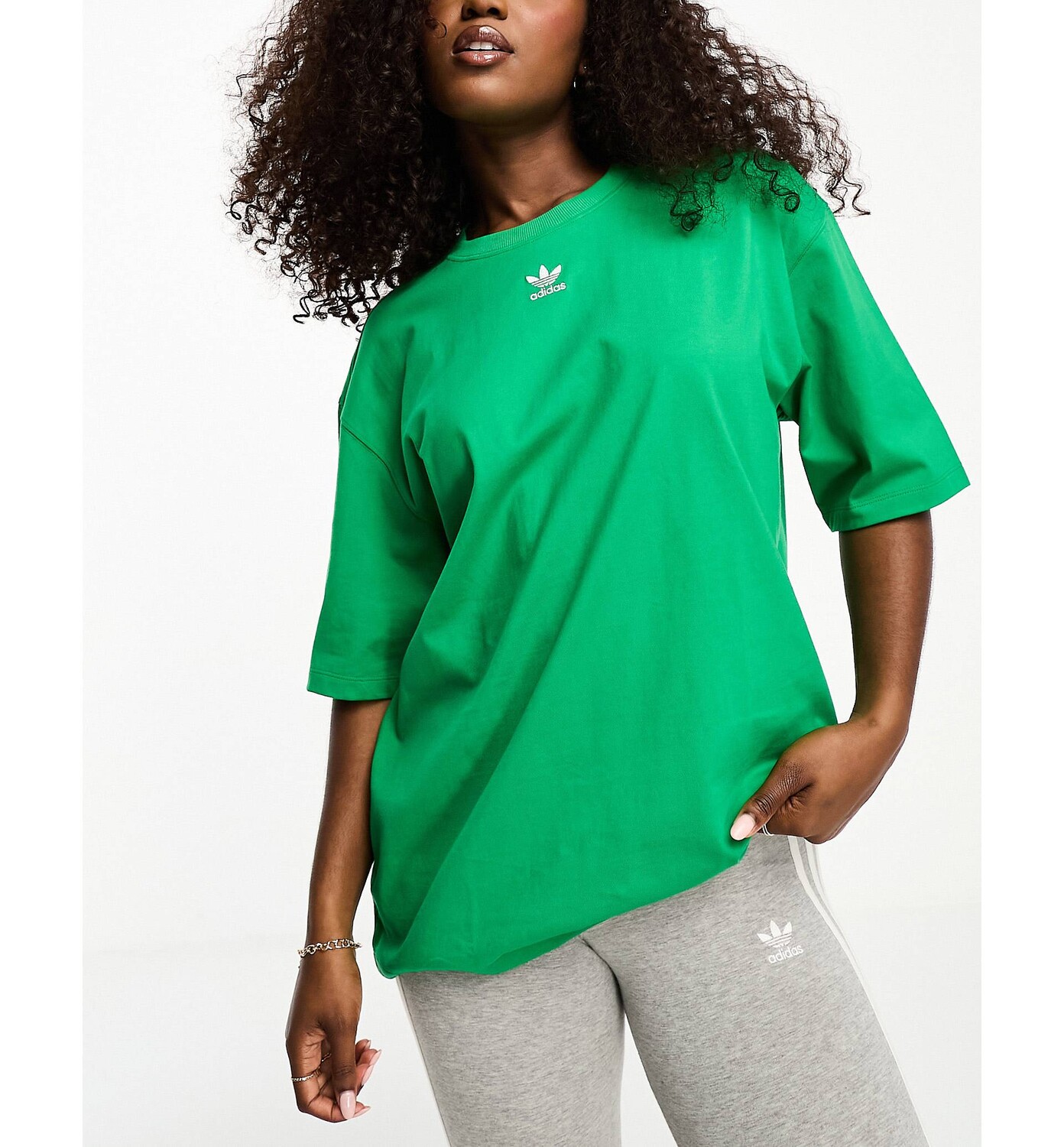 

Зеленая футболка с коротким рукавом adidas Originals
