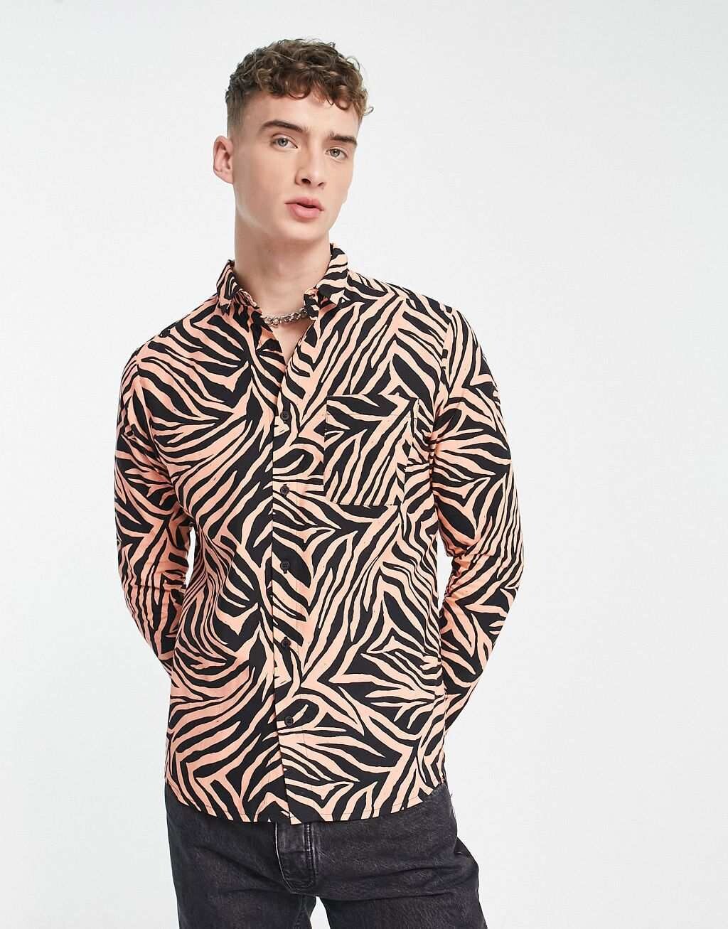 

Рубашка с длинными рукавами и тигровым принтом ASOS MADE IN KENYA