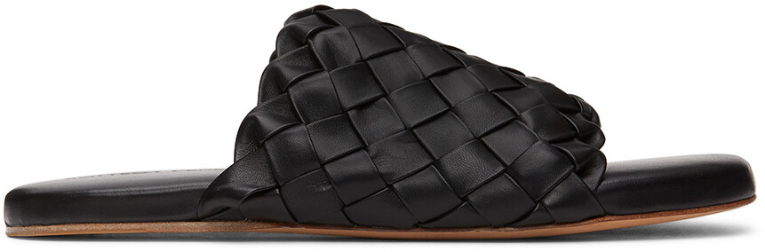 

Черные шлепанцы Bottega Veneta Intrecciato