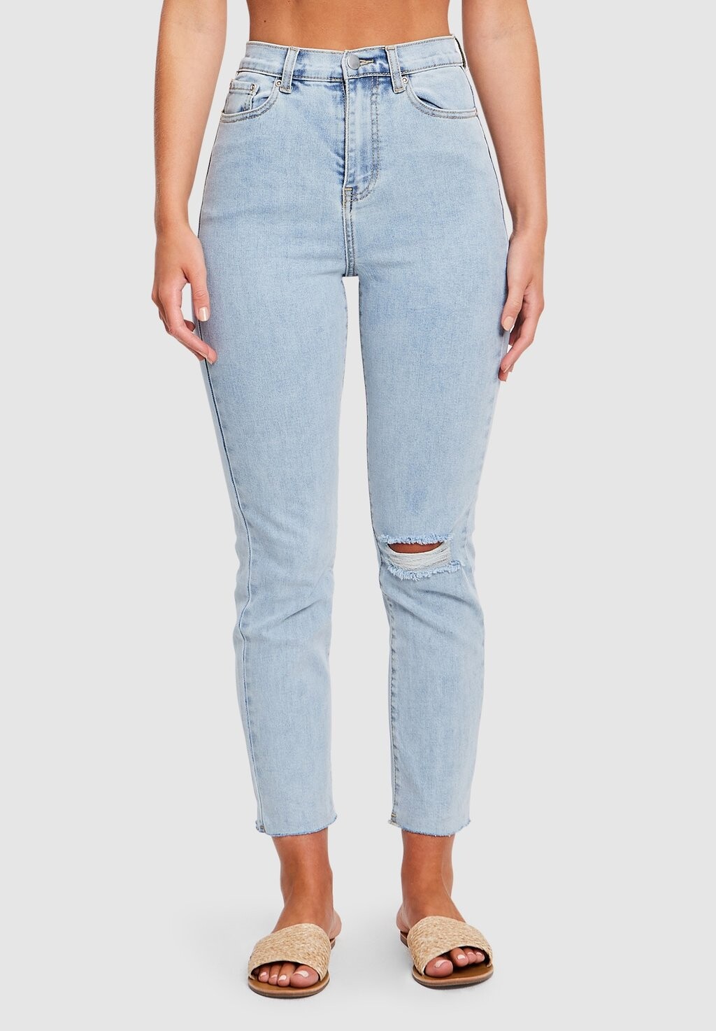 

Джинсы Slim fit THE FATED