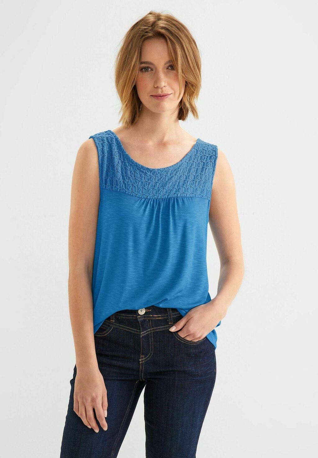 

Блузка MIT SPITZENDETAIL Street One, цвет blau