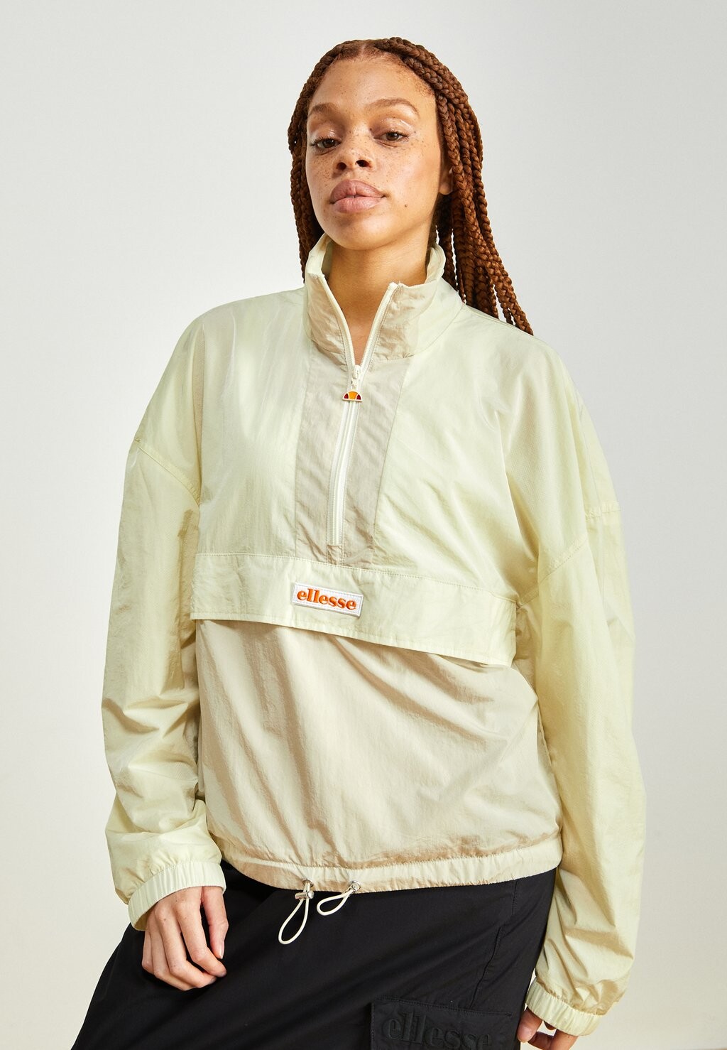 

Ветровка Ellesse